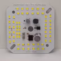 چیپ 60 وات خازن دار مربع بسته 50 تایی کیفیت عالی برند ccc نور سفید