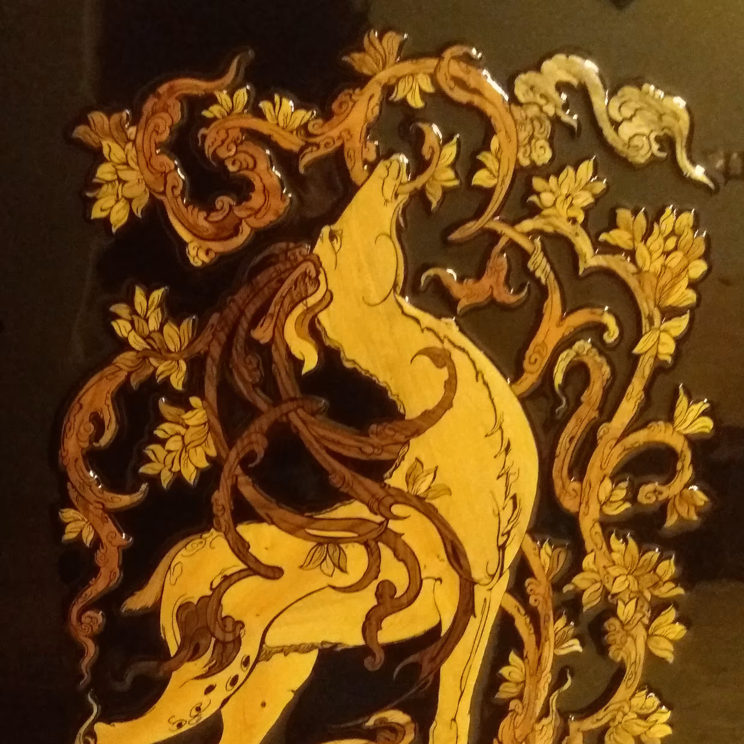 تابلو معرق چوب با زمینه رنگ و  رنگ بندی زیبای چوب ها