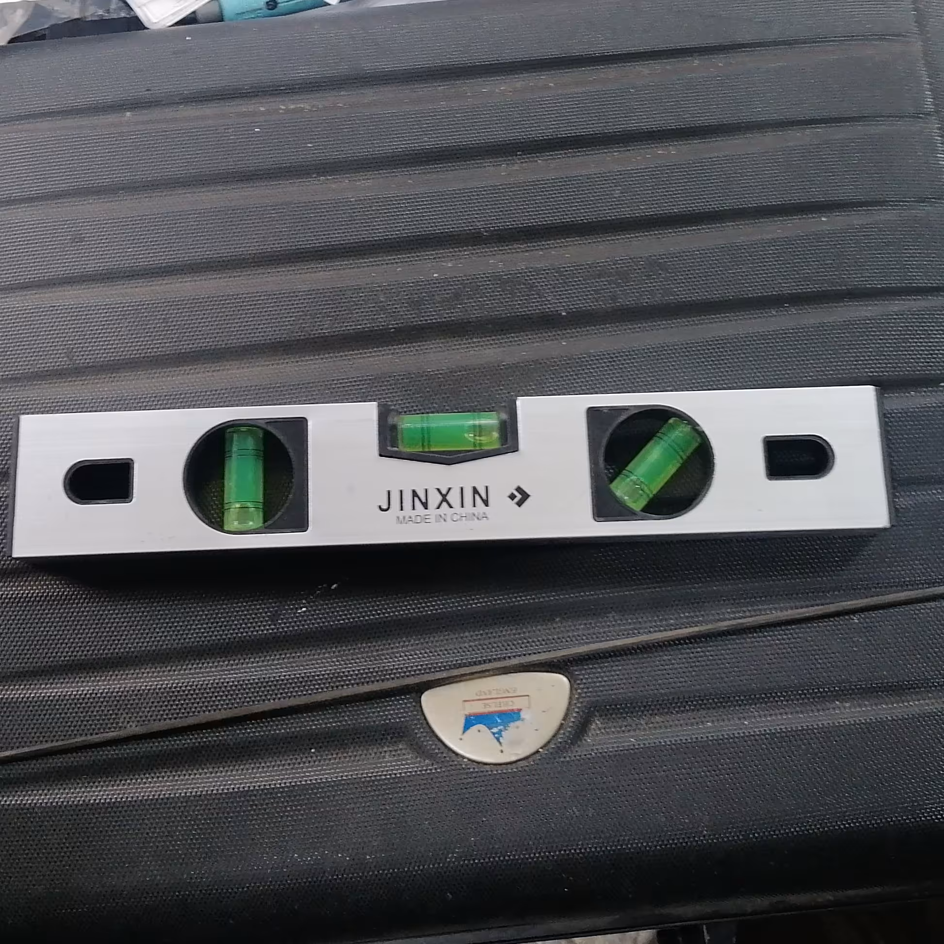 تراز بنایی 30 سانتی متری دارای 3 نشان 