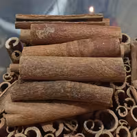 دارچین سیگاری درجه یک اعلاء 250 گرم 5 ستاره صدرا