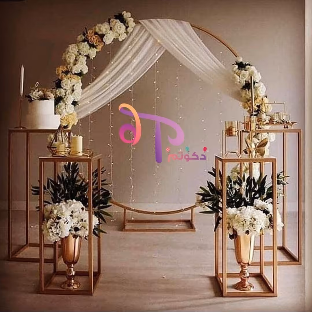 بکگراند دایره ای فلزی تولد