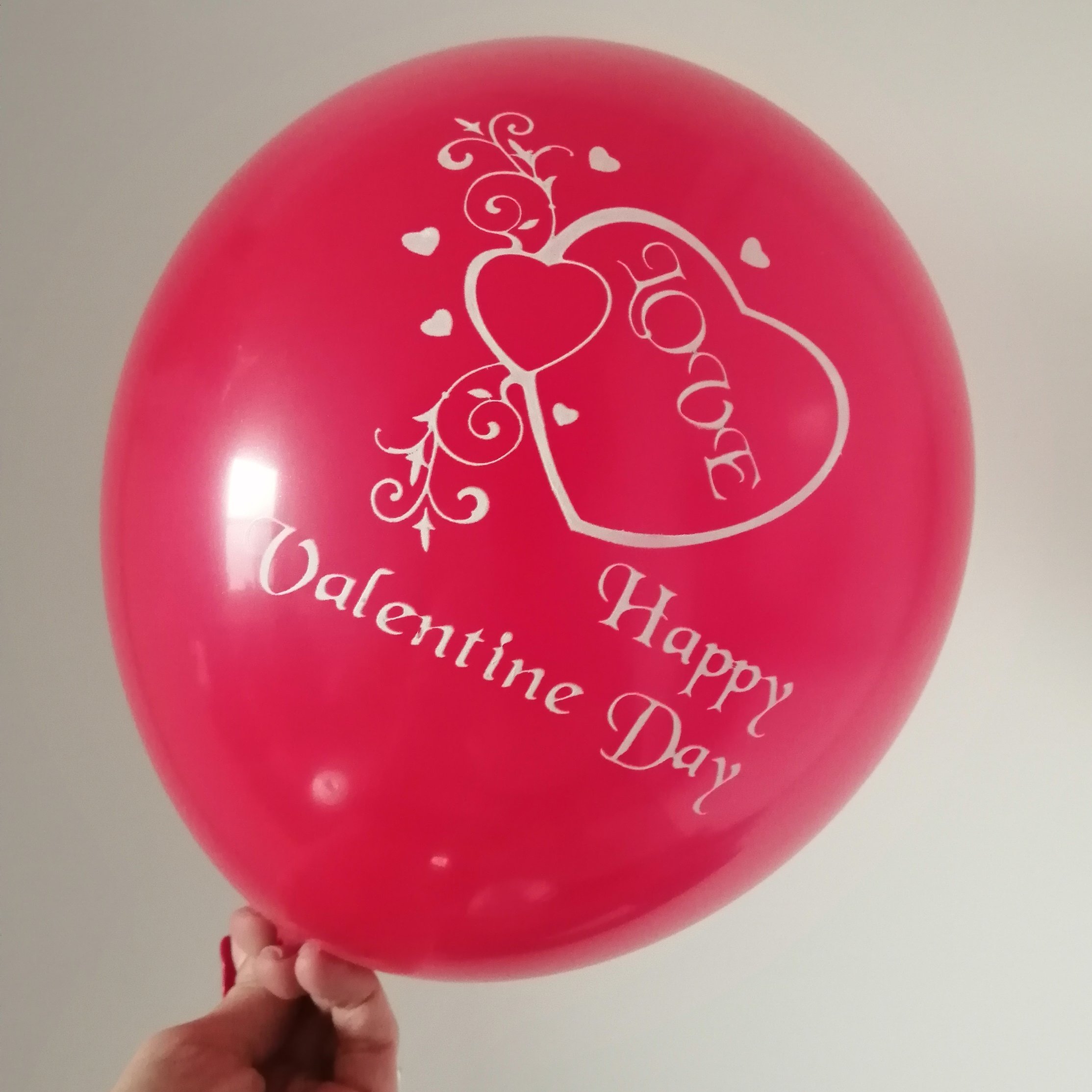 بادکنک قرمز طرح ولنتاین valentine