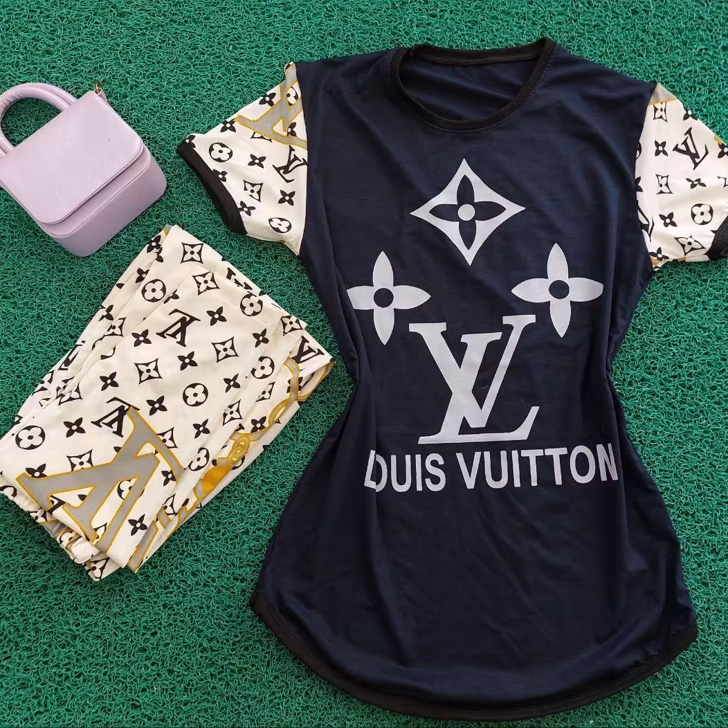 ست تیشرت و ساپورت 