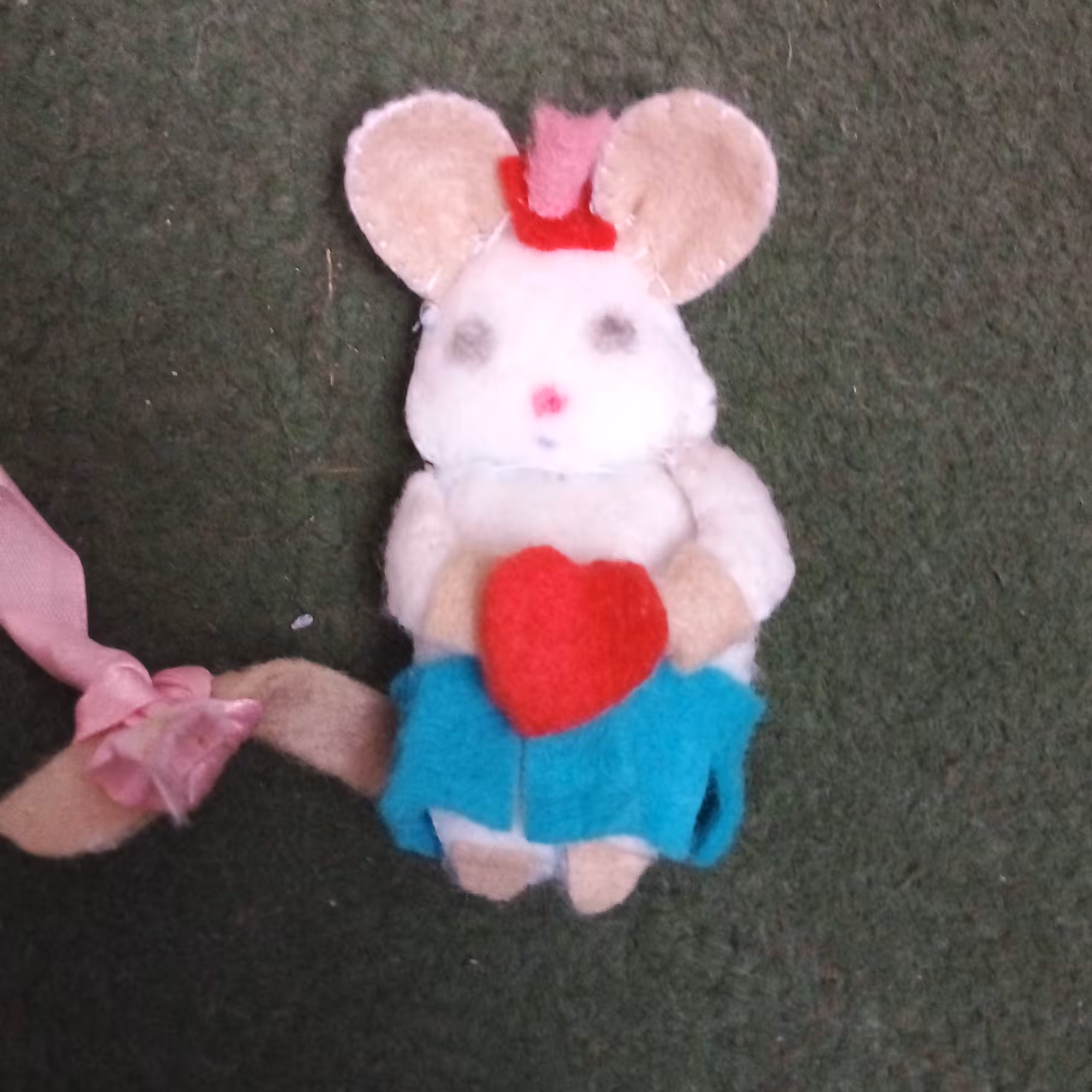 سر کلیدی با اویز ماشین