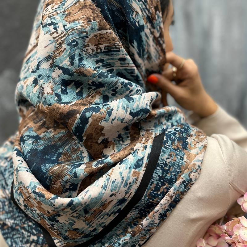 روسری سوپر نخ
قواره 120
دور دست دوز
اصلا لیز نیست
چروک نمیشه، ،
خنک و سبک مناسب تابستان