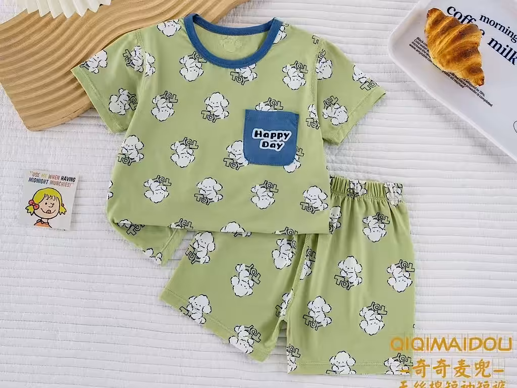 تیشرت و شلوارک بلند  راحتی پسرانه زنگ سبز طرح سگ