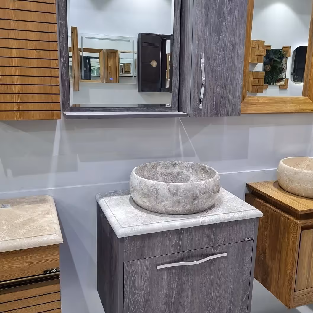 روشویی کابینتی مدل السی ابعاد 40 در 60 تمام پی وی سی طوسی با آینه و باکس ارسال به سراسر ایران