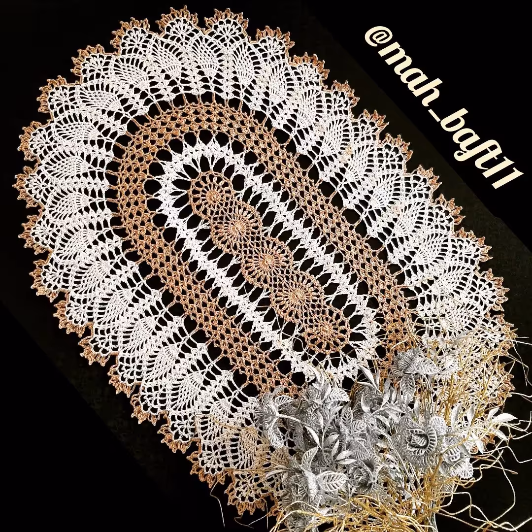 رومیزی بیضی شکل اندازه 77 در53 سانت جنس ابریشم 