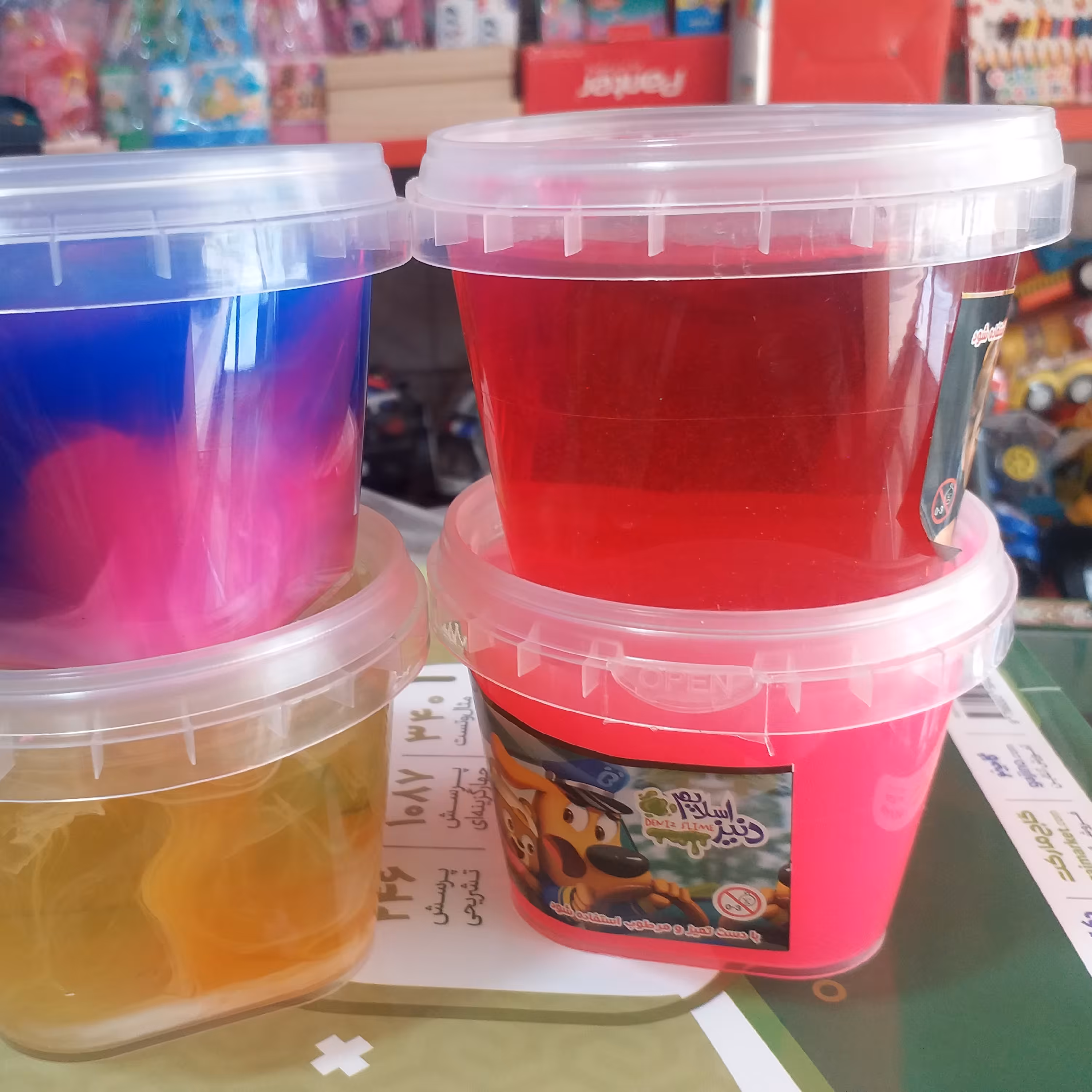 اسلایم در طرح بندی و رنگ بندی های متفاوت با قیمت عالی 