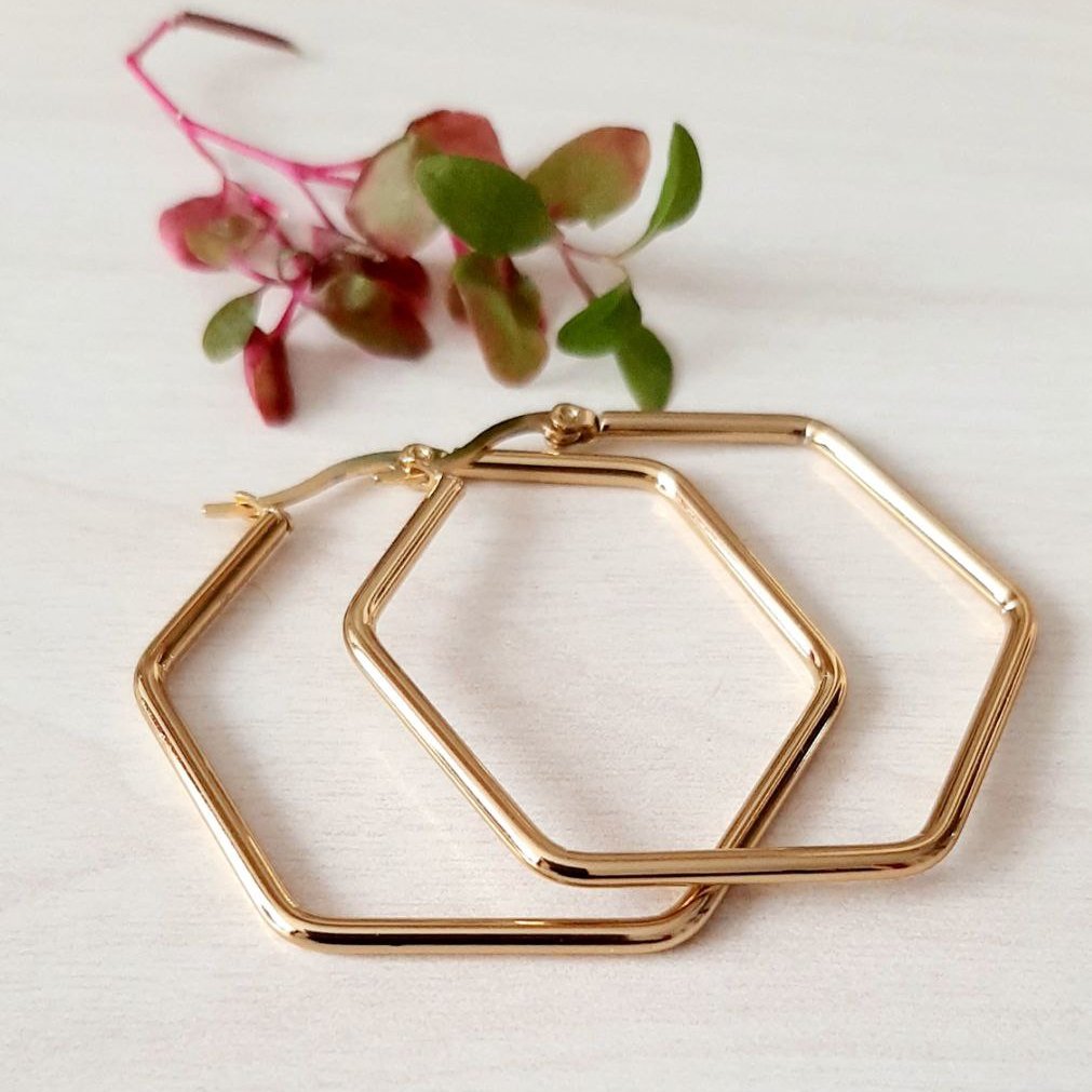 گوشواره استیل پنج ضلعی QR186
