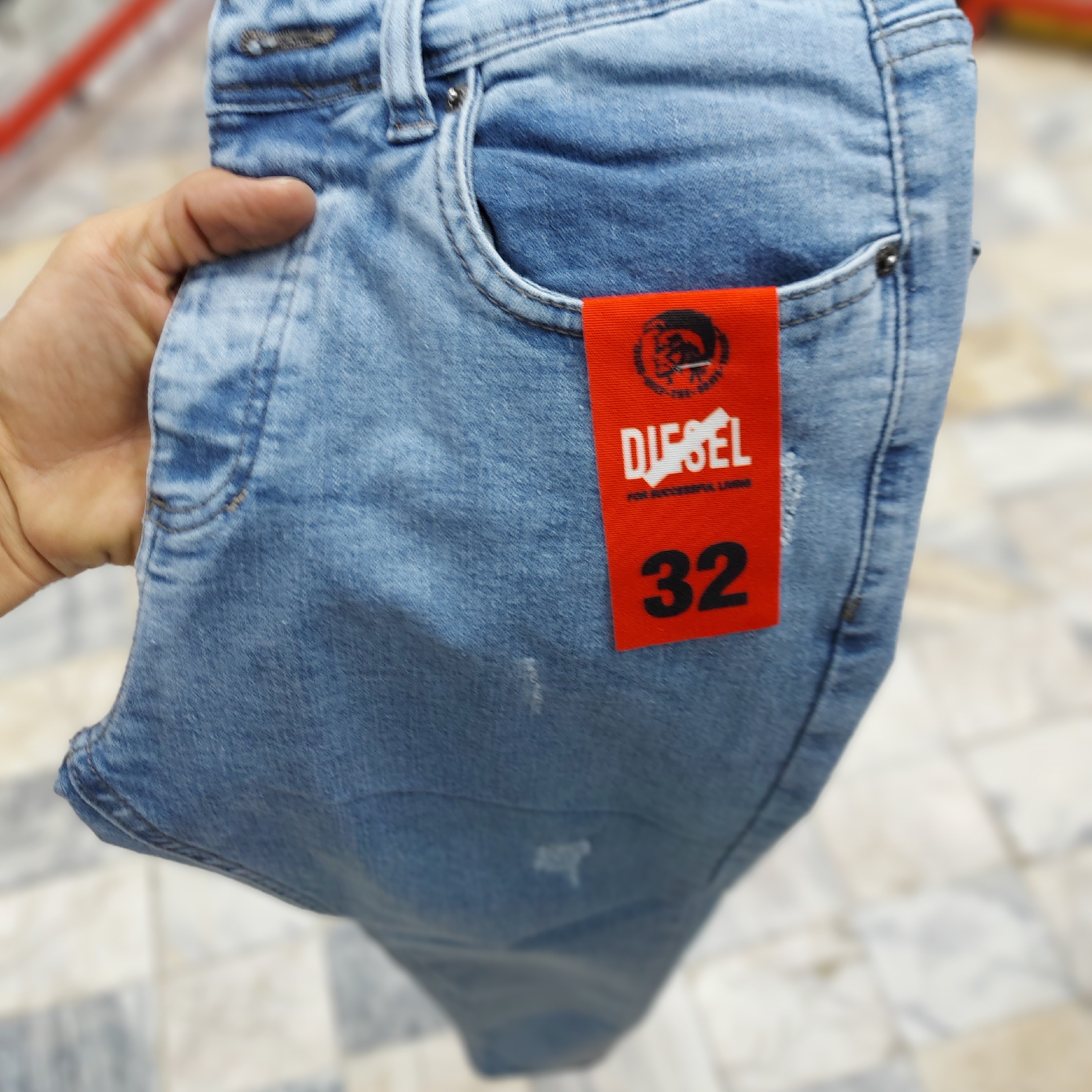 شلوار جین اسلیم فیت آبی یخی پارچه پنبه کش کیفیت عالی سایز 31 تا 38