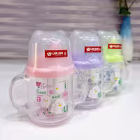 لیوان آبمیوه خوری کودک دسته دار 
لیون استار  Lion Star