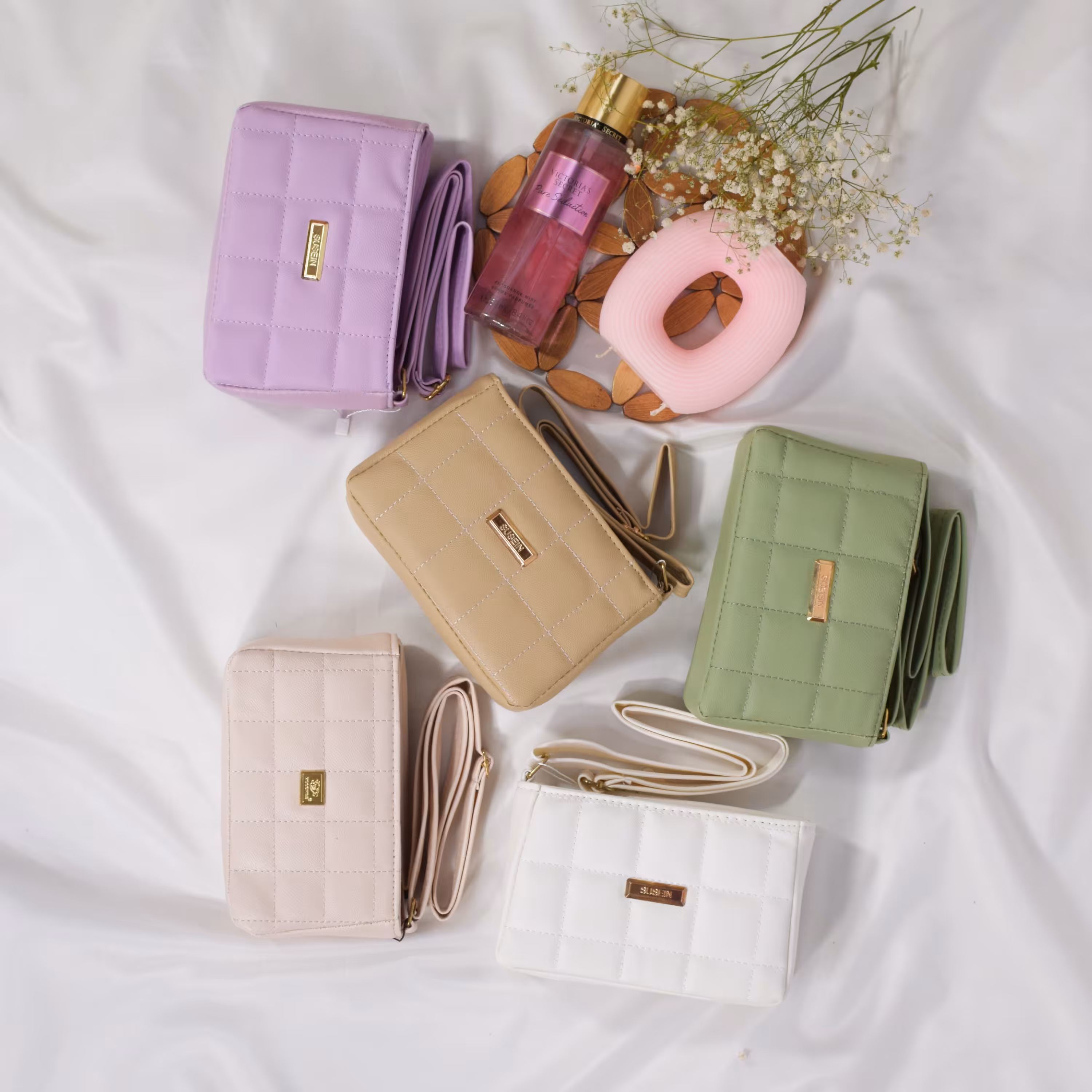 کیف دوشی زنانه کیف دخترانه  ساده و شیک  با ضمانت و با کیفیت 1338