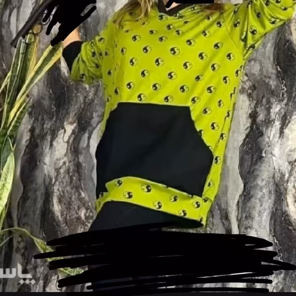 شومیز  مانتویی زنانه دورنگ شنل دار جنس دولایه گرم وکلاهدار وجیب کانگورویی سایز38الی48