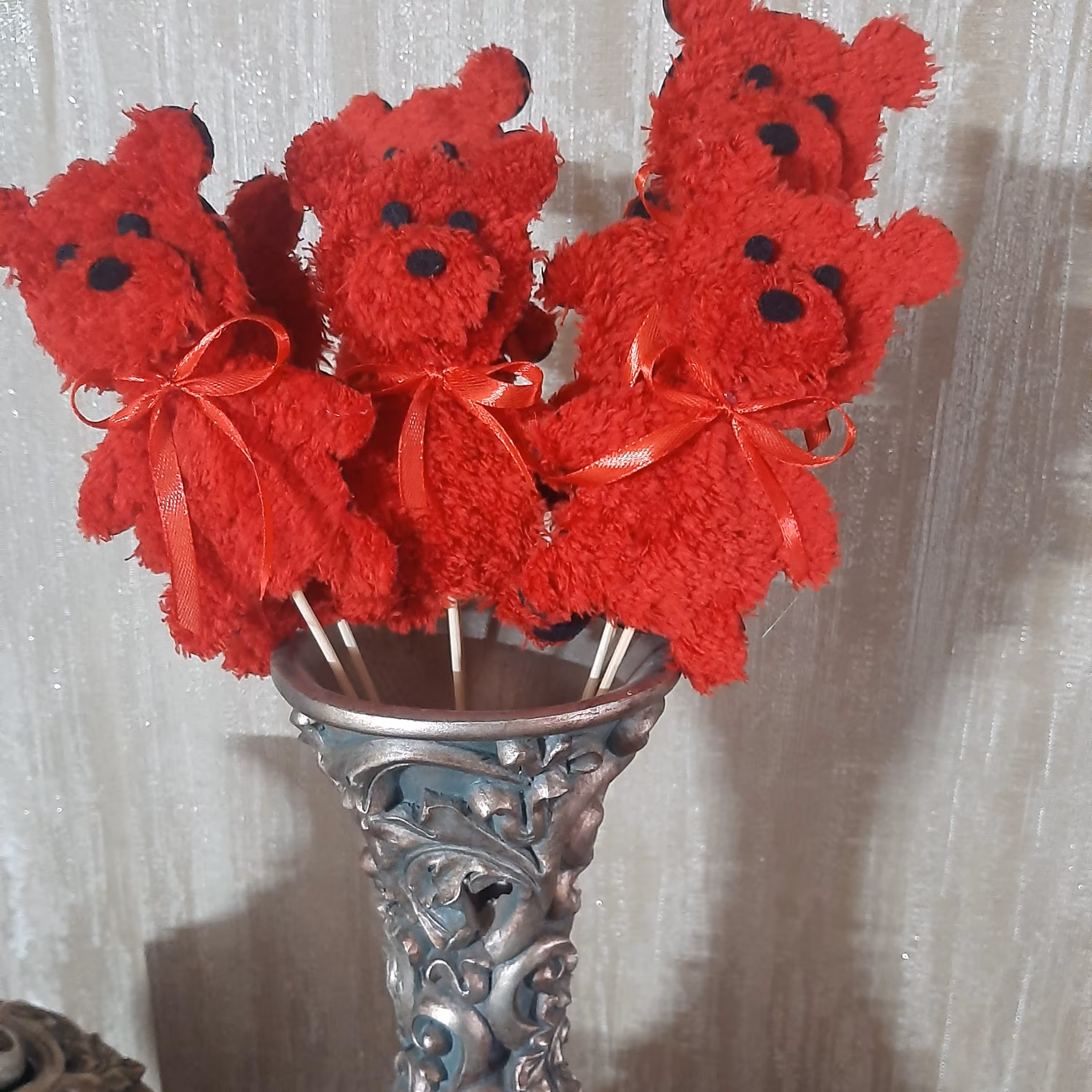 تاپر خرس ولن 