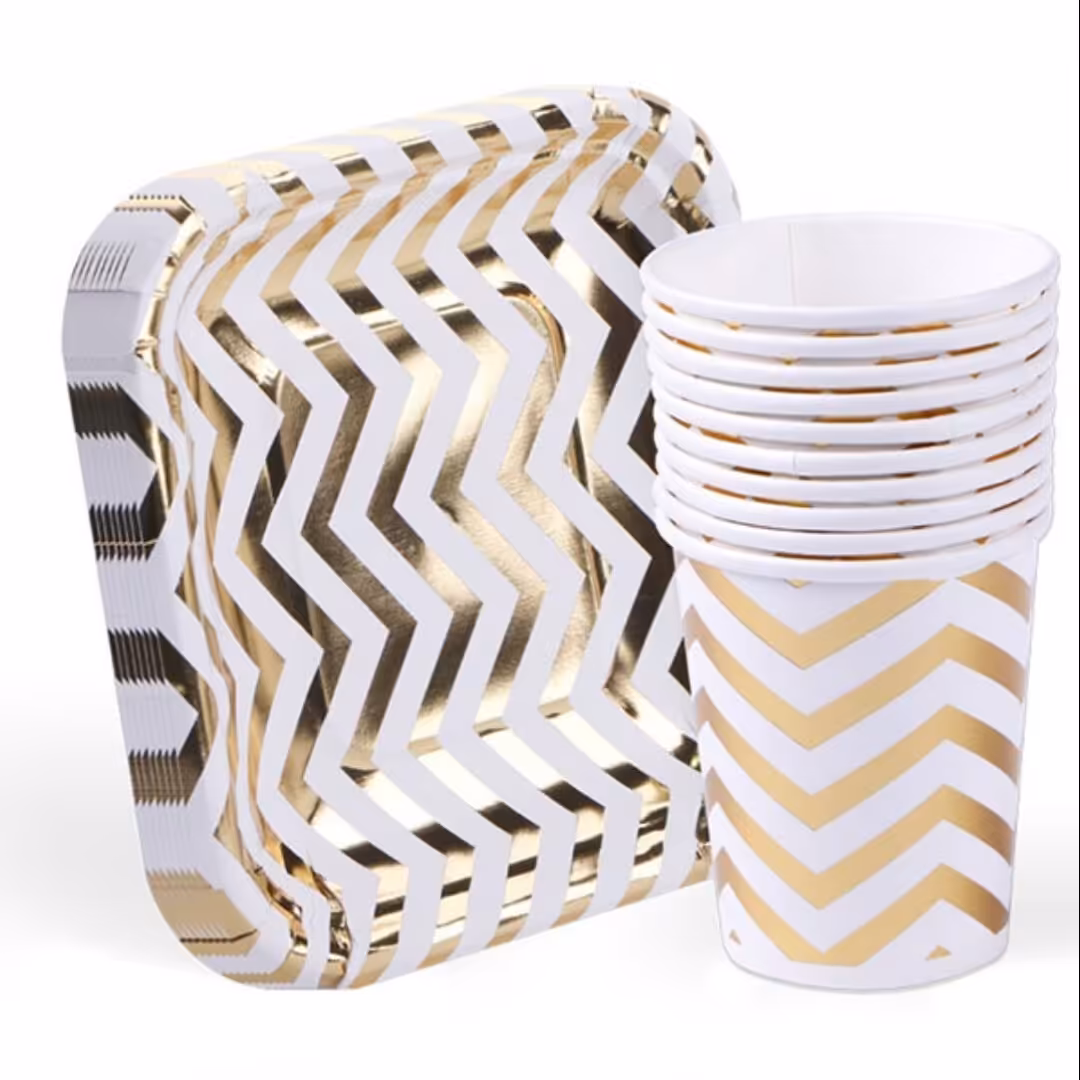 پیشدستی لیوان تولد طلاکوب زیگزاگ 