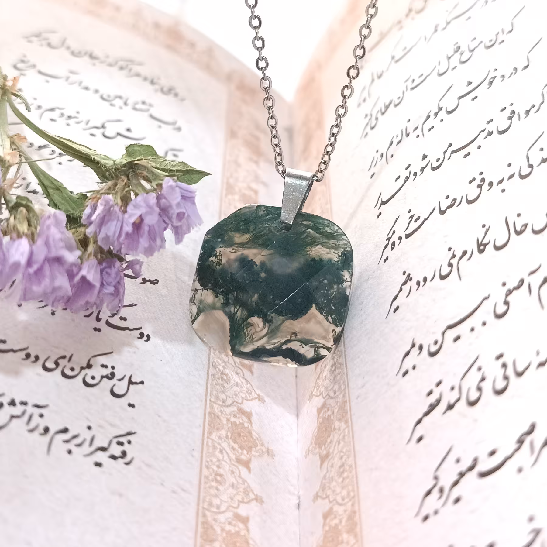 گردنبند سنگ عقیق خزه ای اصل کد 006 با کیفیت درجه یک به همراه زنجیر استیل