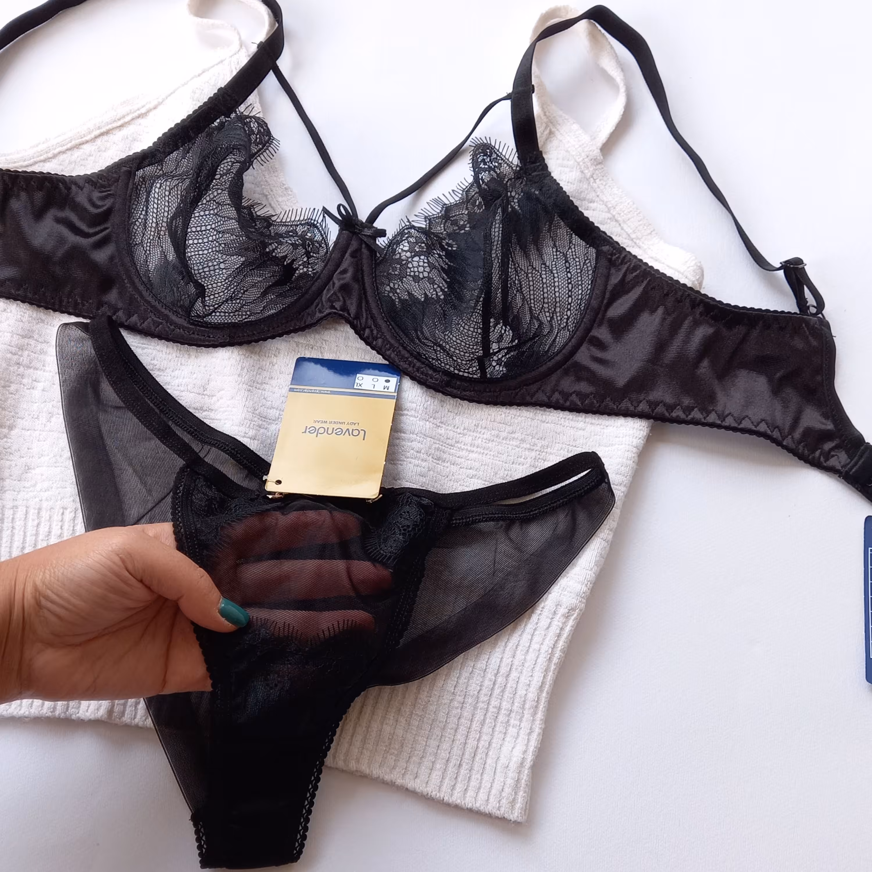 ست بدون کاپ و اسفنج هارنس دار مشکی