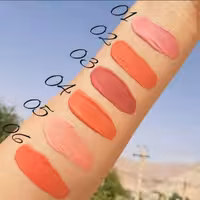 رژگونه مایع پمپی هدی موجی کیفیت بالا غلیظ و به صرفه ماندگاری بالا کاور بالا بافت سبک و ابریشمی