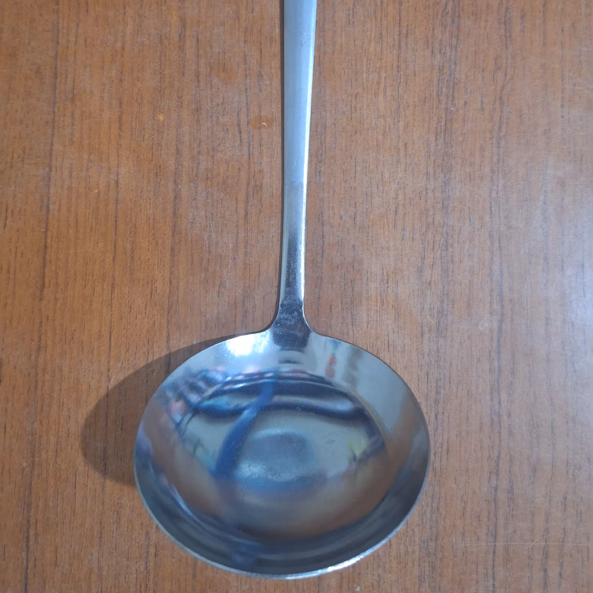 ملاقه استیل بزرگ 