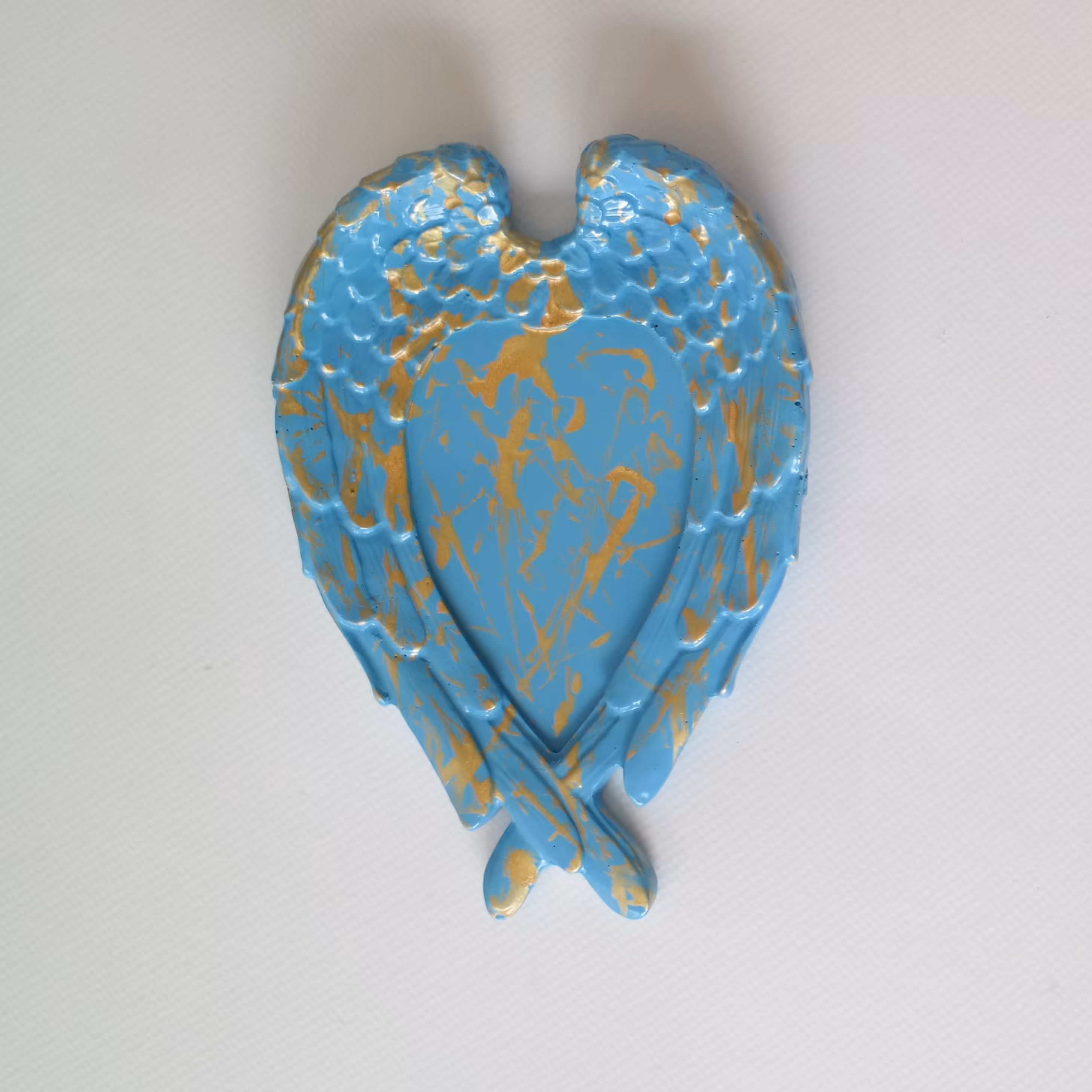 اردخوری طرح بال فرشته با رنگ فیروزه ایی و رگه های طلایی مناسب برای پذیرایی