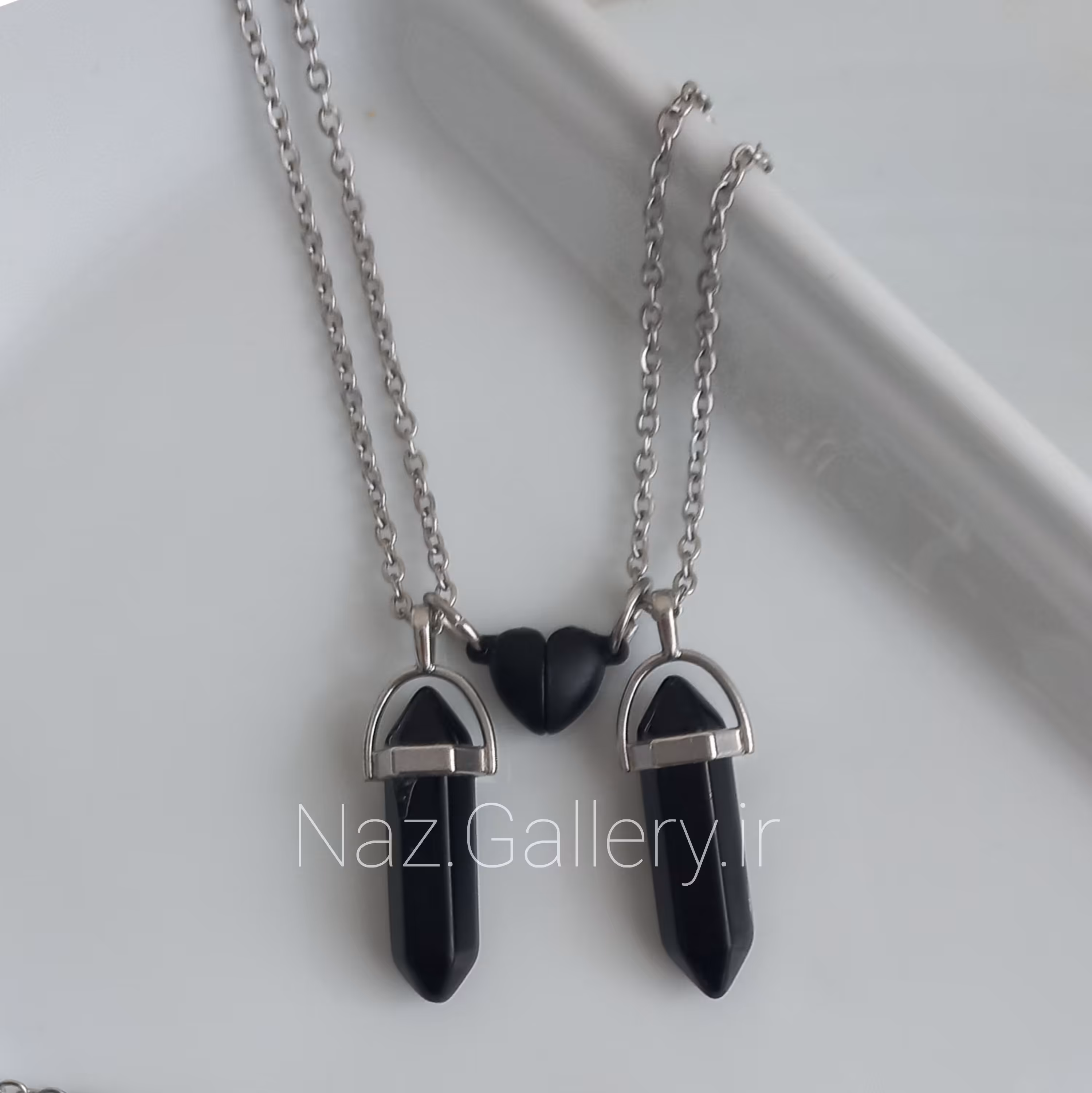 ست گردنبند مگنتی منشوری مشکی 