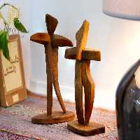 مجسمه چوبی سارای