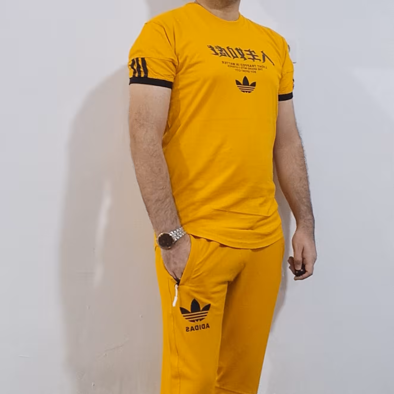 ست تیشرت شلوار پنبه گلکسی  سه سایز(شلوار دو جیب زیپ دار)