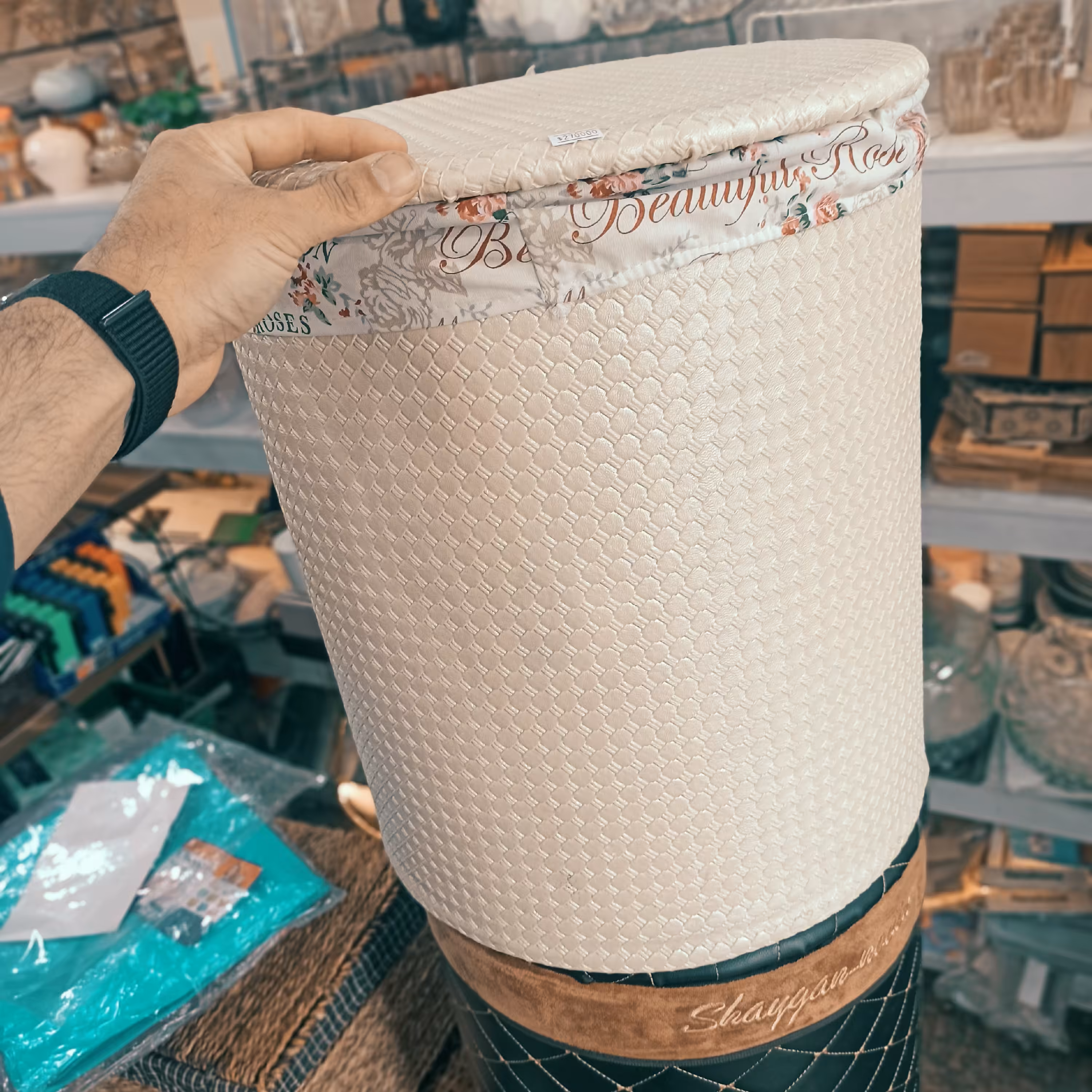 سطل چرمی سفید