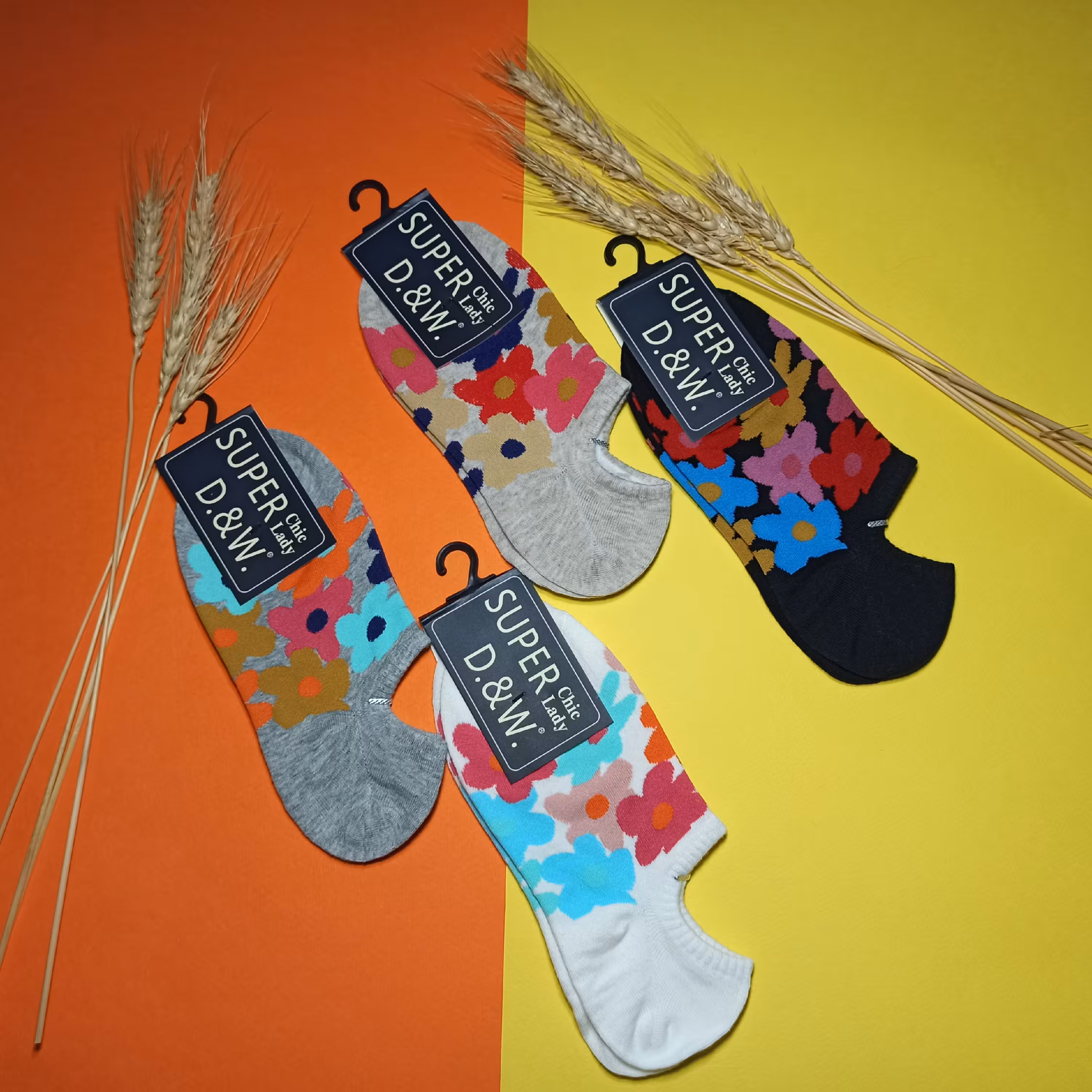 جوراب طرح گل