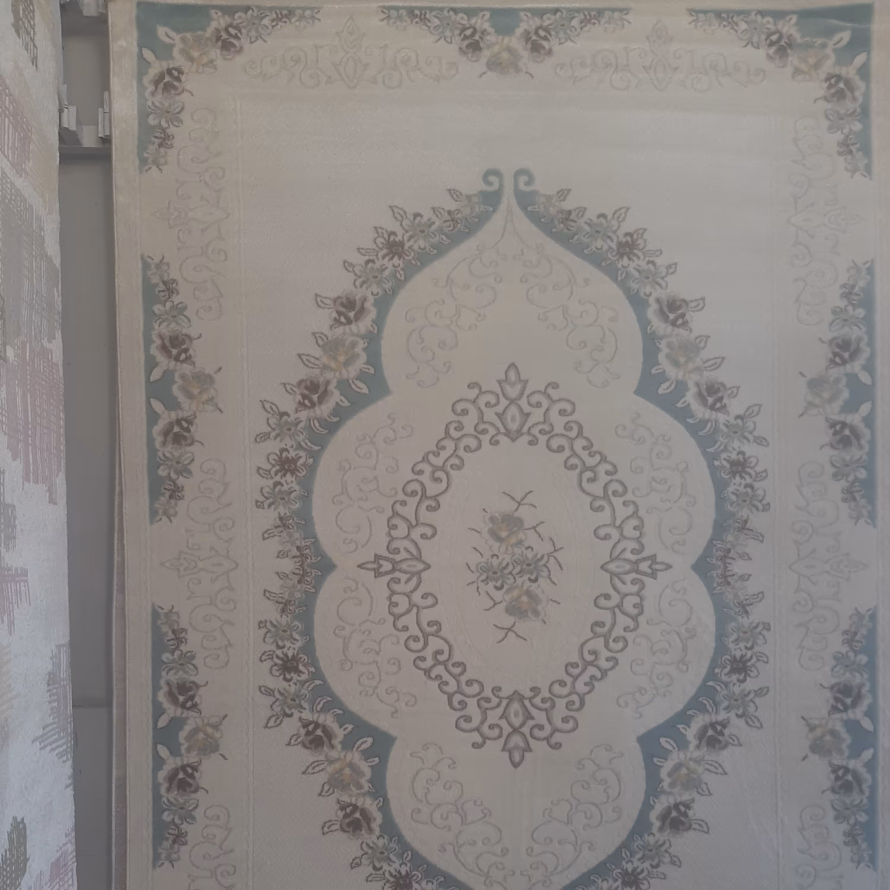 گلیم فرش ماشینی 6 متری تُرک وارداتی بافت ترکیه کد 3008پس کرایه