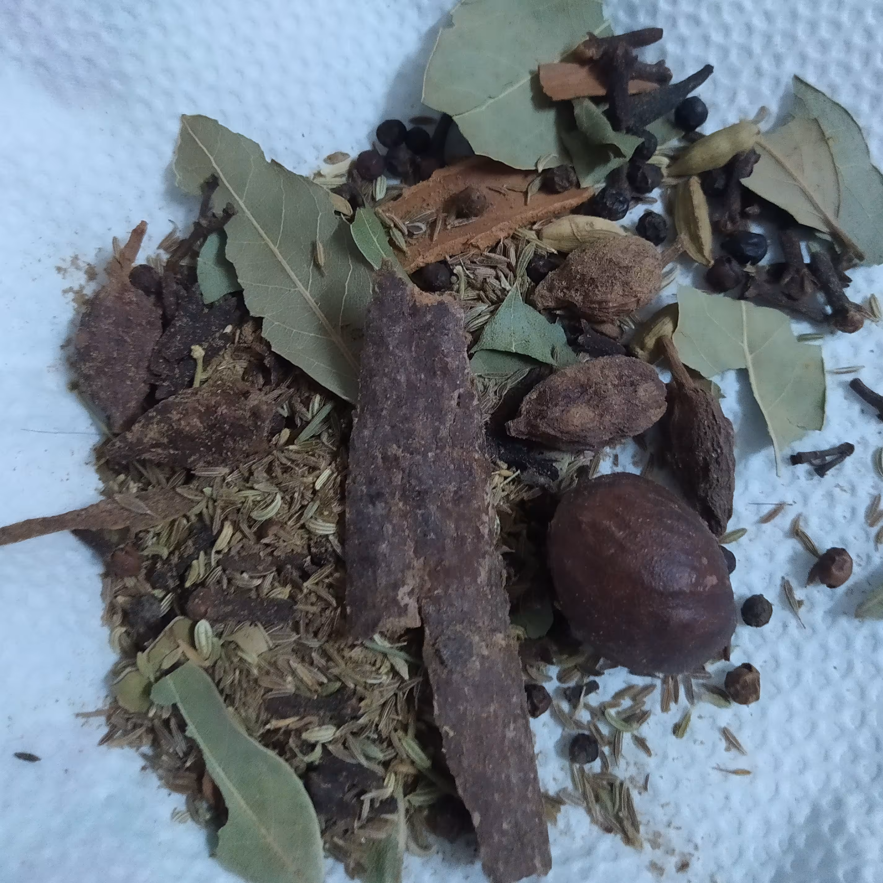 پودر ادویه کاری یا گرم مصالحه هندی