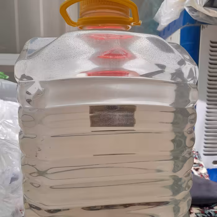 20 لیتری گلاب درجه 1 . ارسال رایگان فقط با اتوبوس