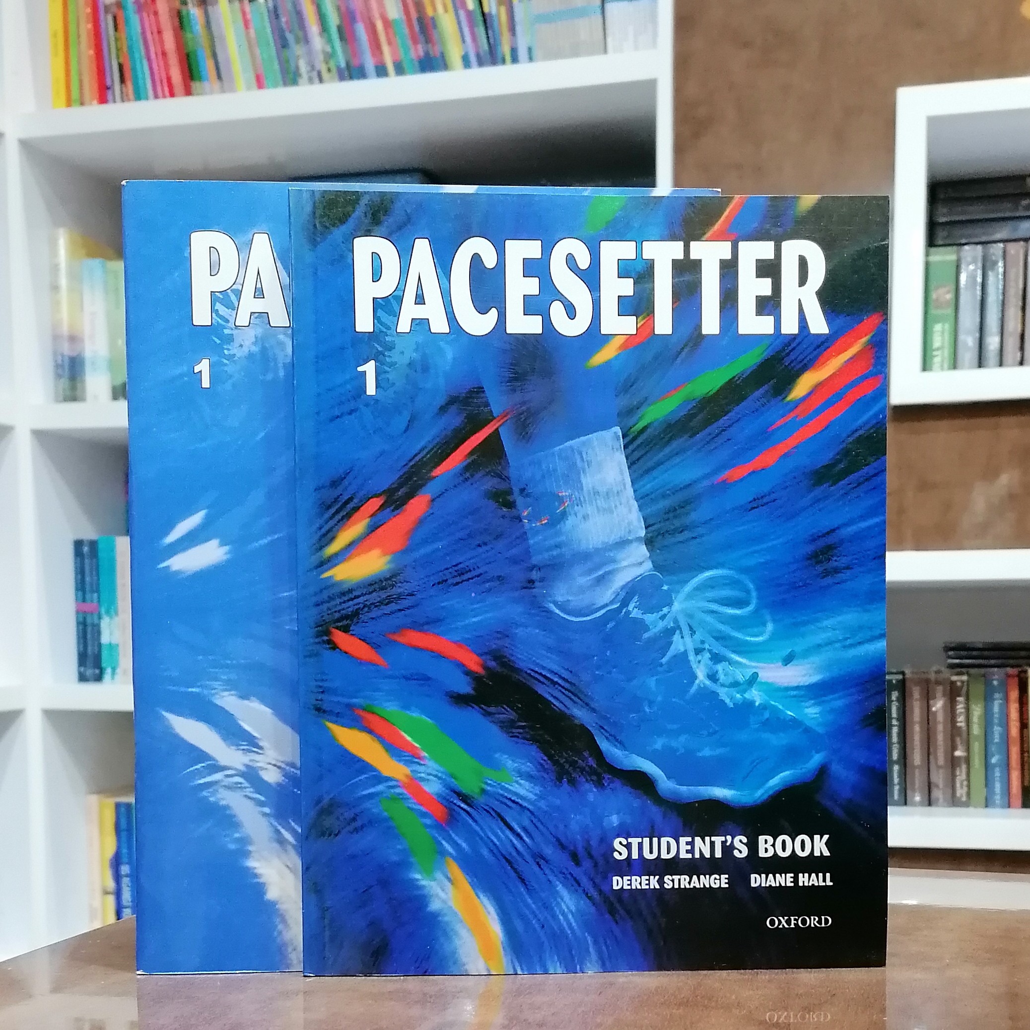 کتاب Pacesetter 1
