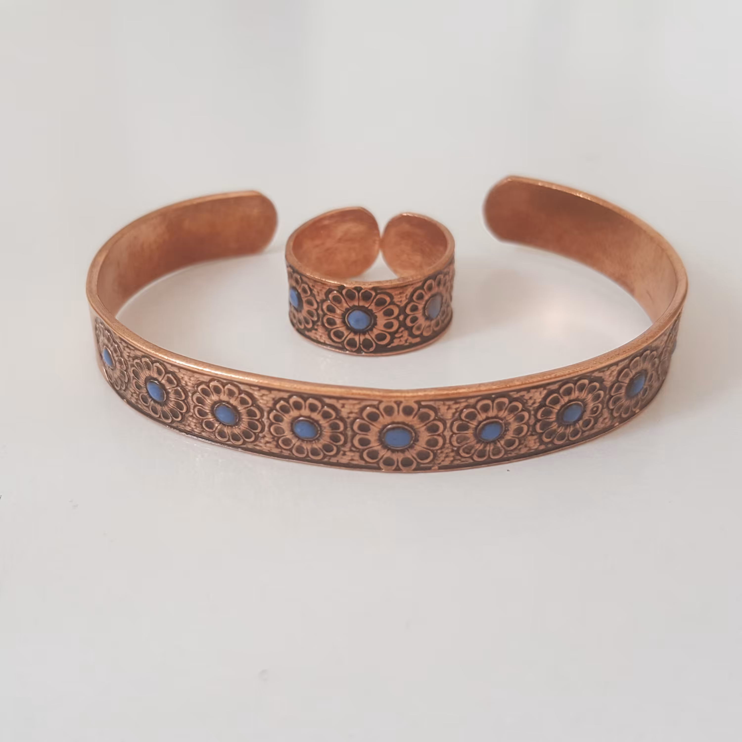 دستبند و انگشتر  نه گل نگین دار   کد  1- JW90