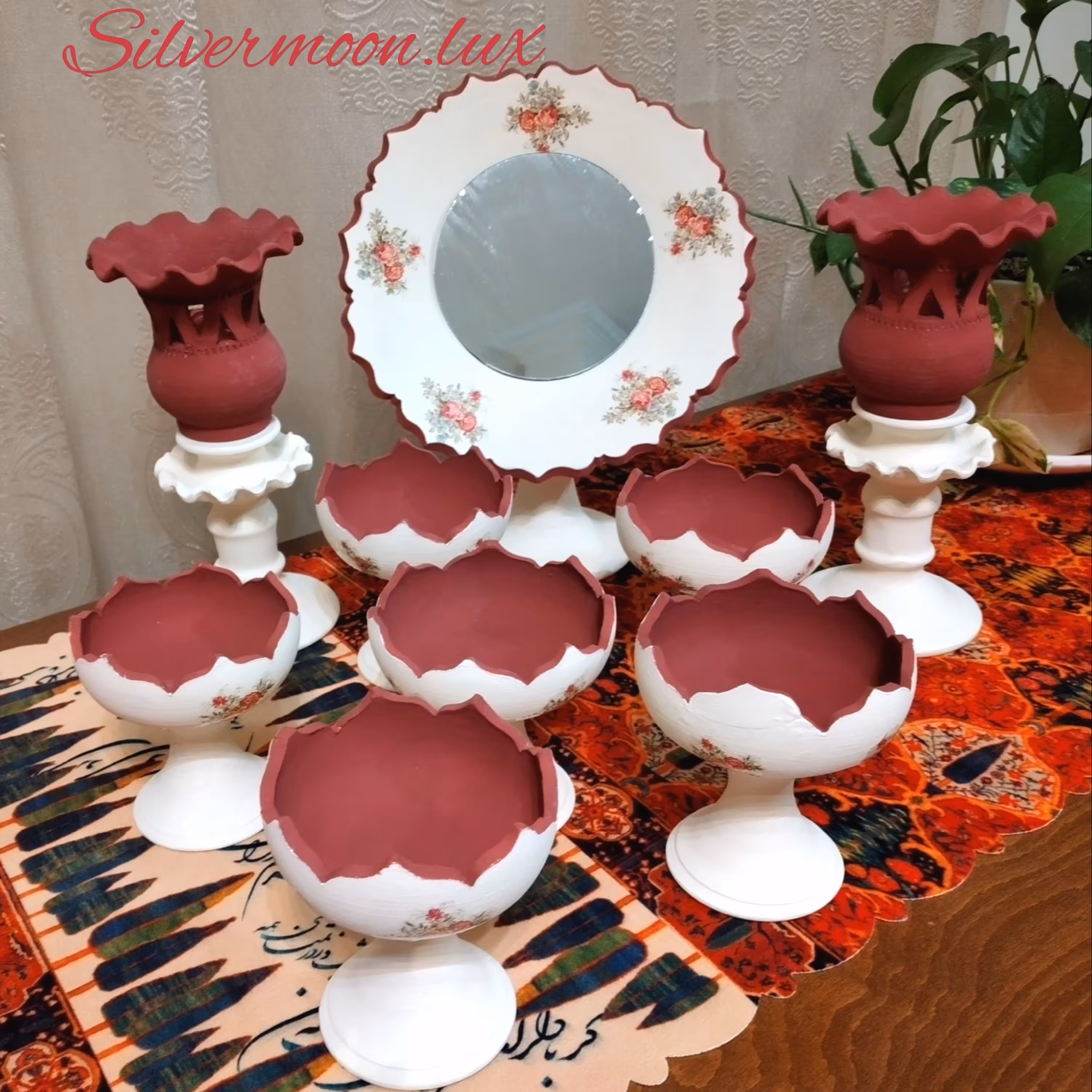 ست هفت سین شامل 6 ظرف و 2 لاله  و آینه