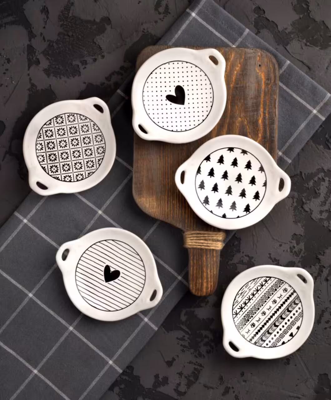 ظرف خرما خوری ملامین گرد کوچک طرح دار کد 2371