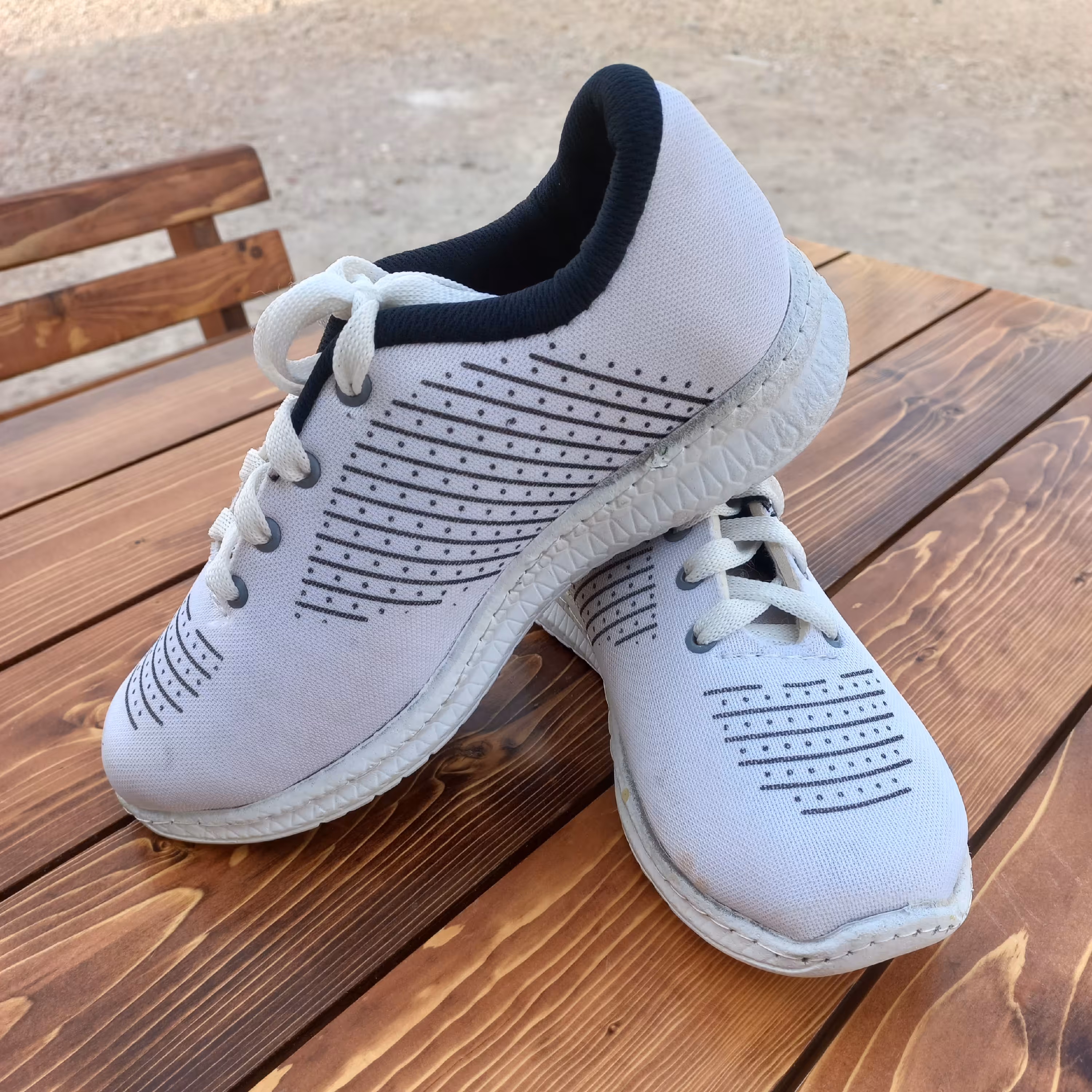 کفش ارزان آدیداس اقتصادی                        دخترانه و پسرانه 