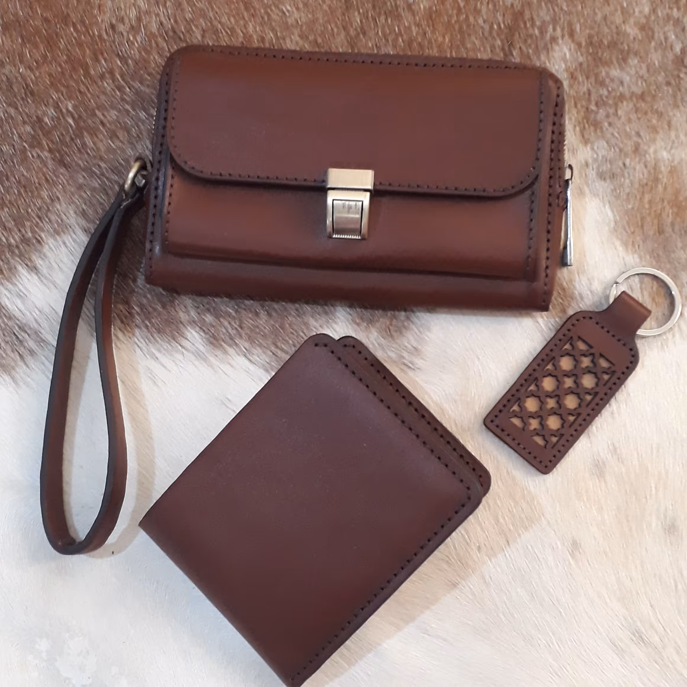 ست کیف کمری ، کیف پول جیبی و جاکلیدی چرم گاوی و دستدوز
