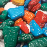 شکلات سنگی نیم کیلویی