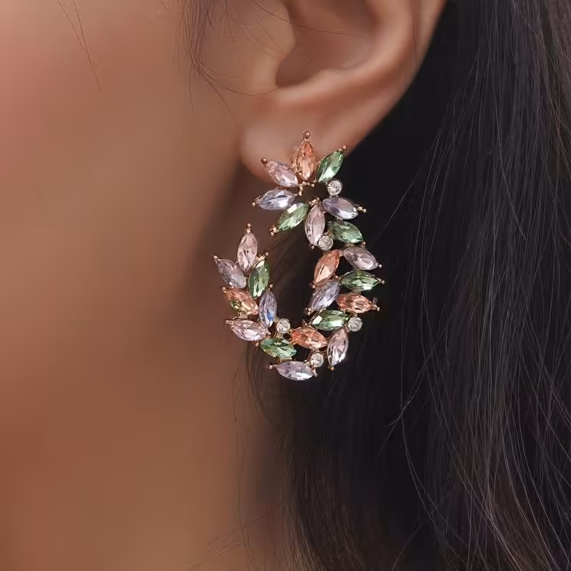 گوشواره دخترانه با نگین رنگی جواهری چند رنگ