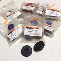 بوش لاستیکی رادیاتور  و سینی فن زانتیا