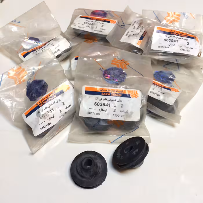 بوش لاستیکی رادیاتور  و سینی فن زانتیا