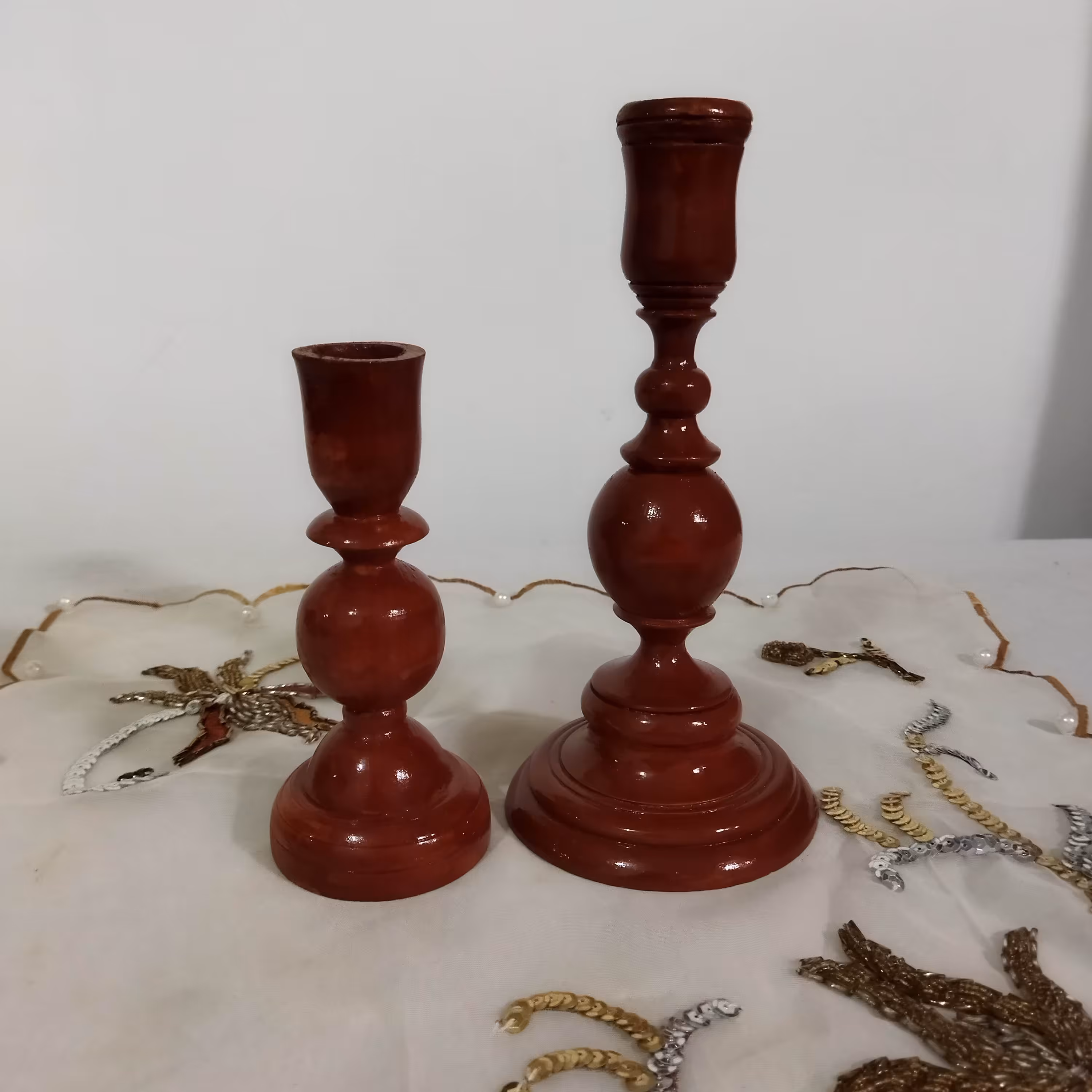 شمعدان چوبی در دوسایز مختلف20و15سانت