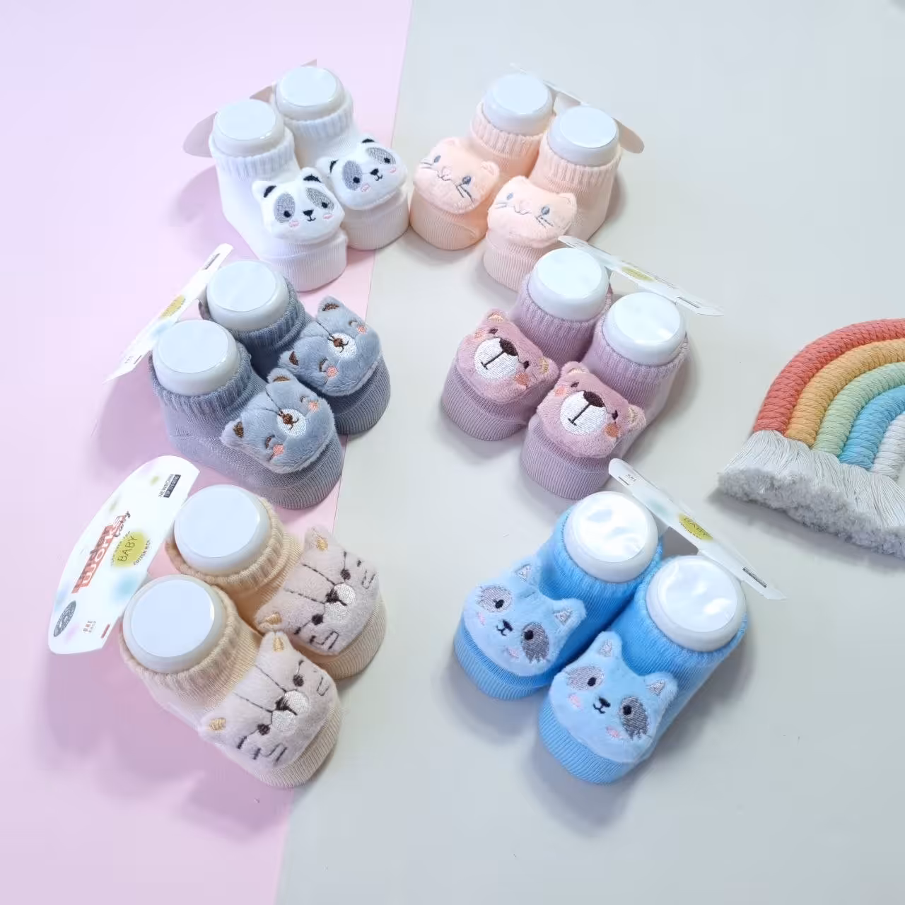 جوراب عروسکی  نوزادی مناسب بدو تولد تا 7 ماه شیک و بامزه   