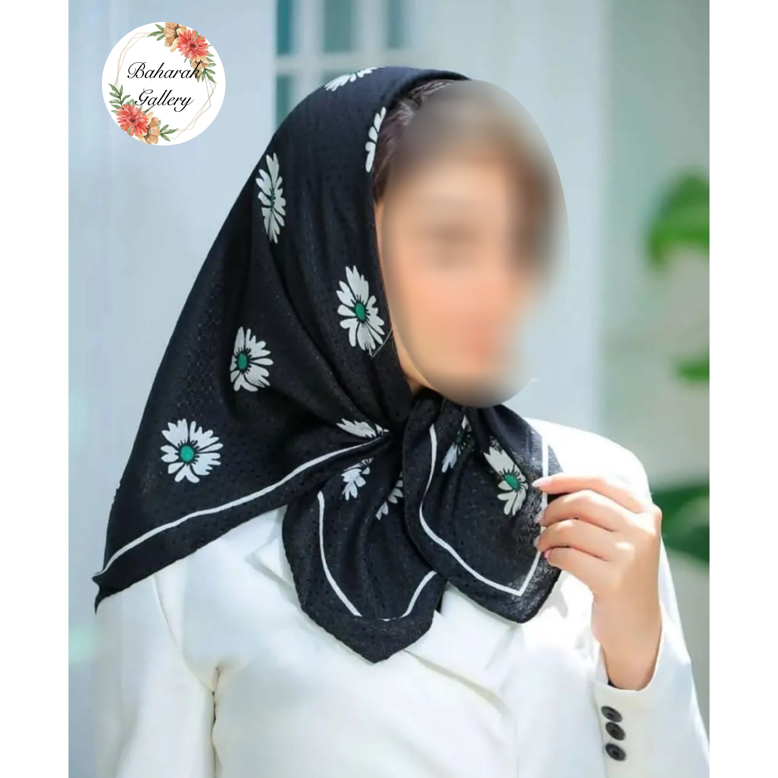 روسری مینی اسکارف نخی مشکی با گل بابونه قواره 75 با ایستایی عالی روی سر، لیز نیست مناسب چهارفصل قیمت مناسب ارسال رایگان
