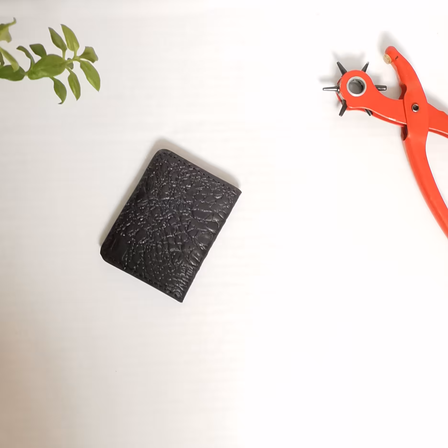 جاکارتی جادار چرم طبیعی گاوی دستدوز  (ارسال رایگان ) 