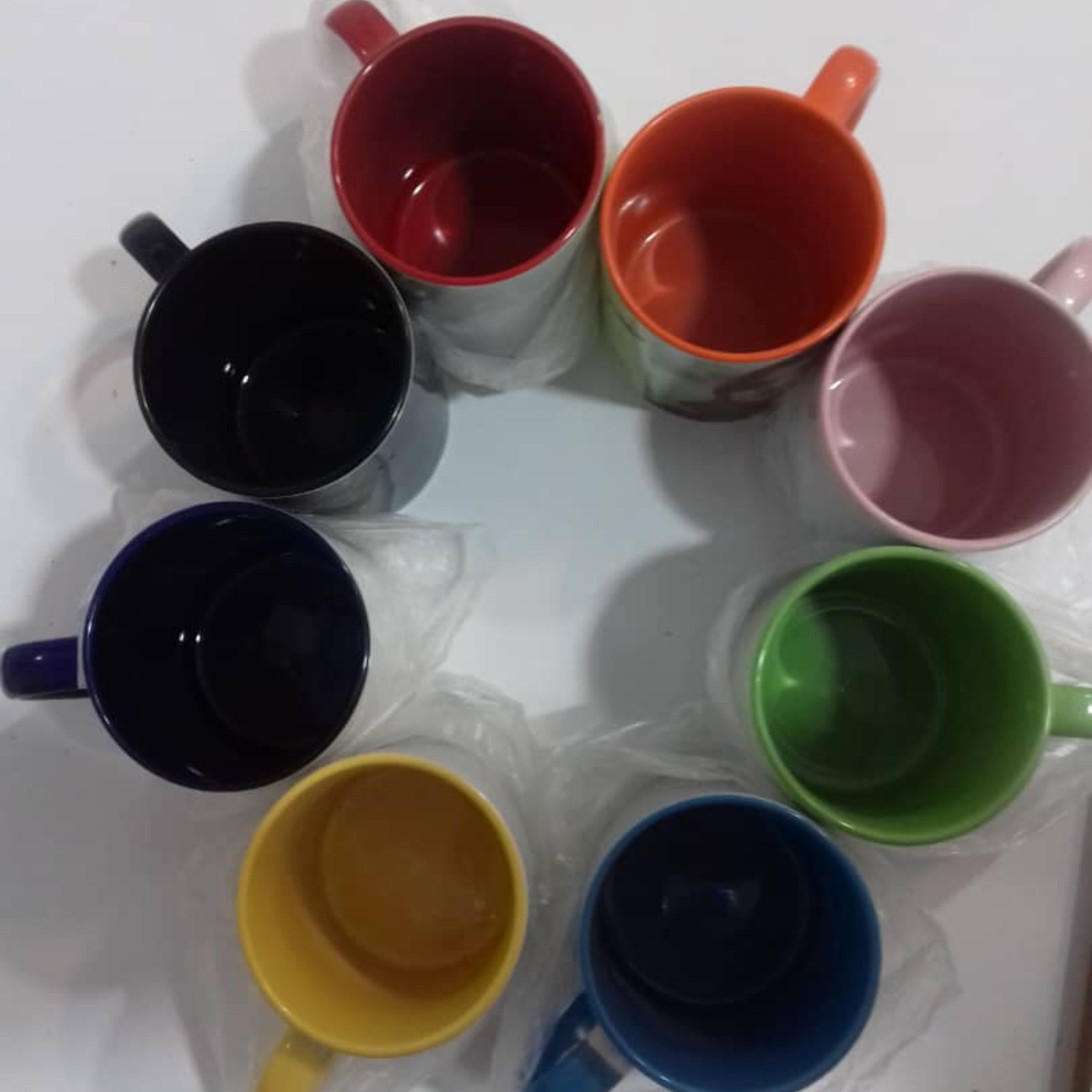ماگ دسته و داخل رنگی با طرح دلخواه شما