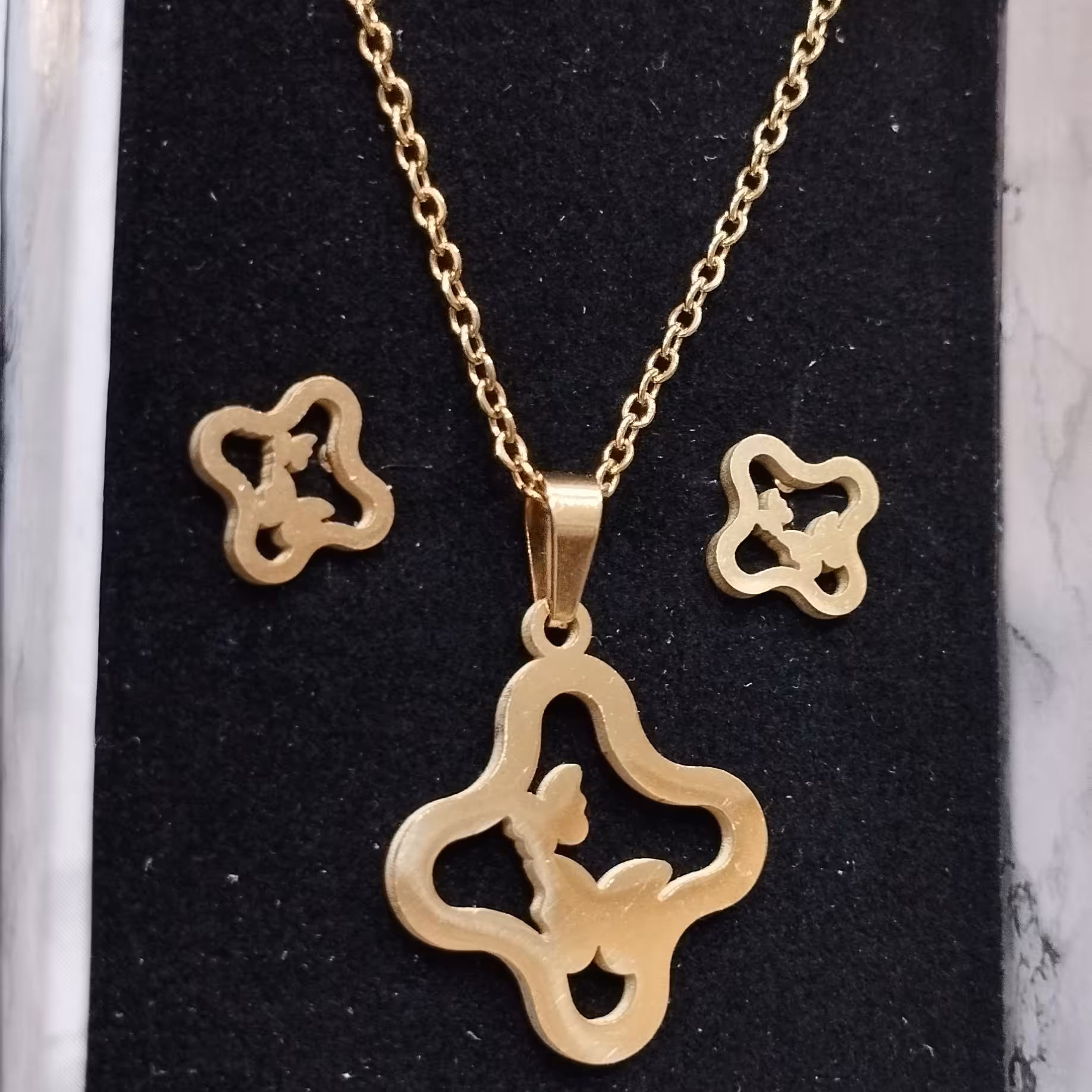 نیم ست استیل مدل پروانه