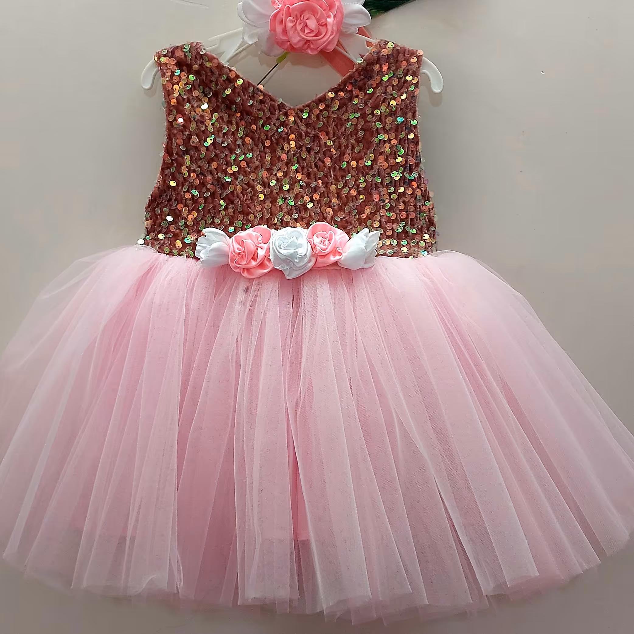 پیراهن مجلسی  مخمل پولکی و تور صورتی